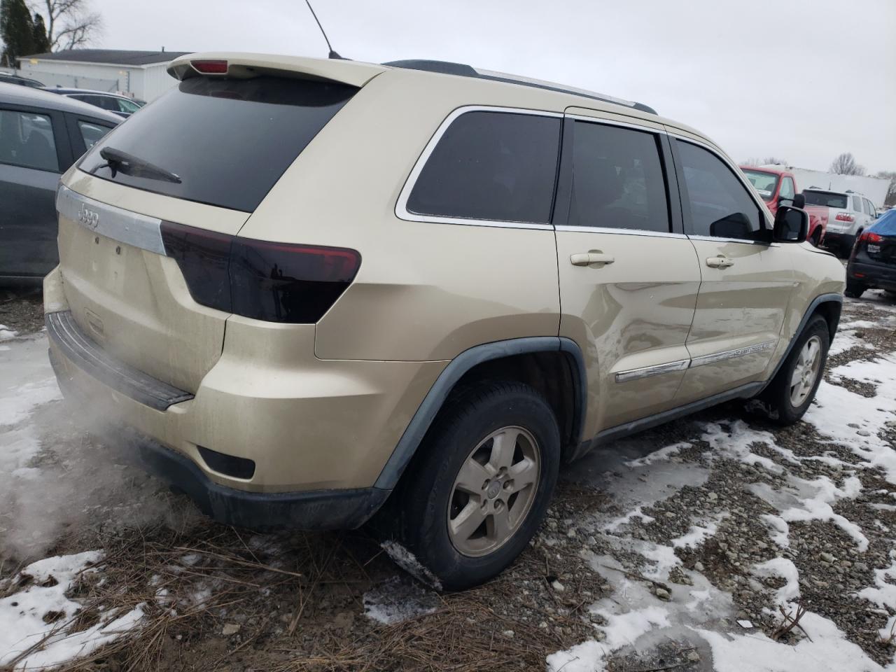 2011 Jeep Grand Cherokee - Image 3