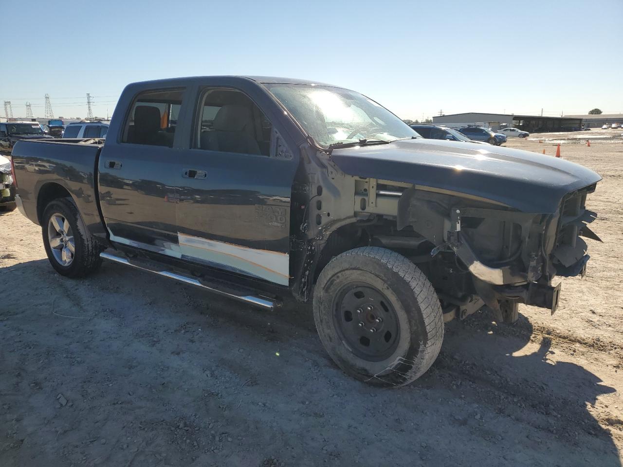 2019 RAM 1500 - Image 4
