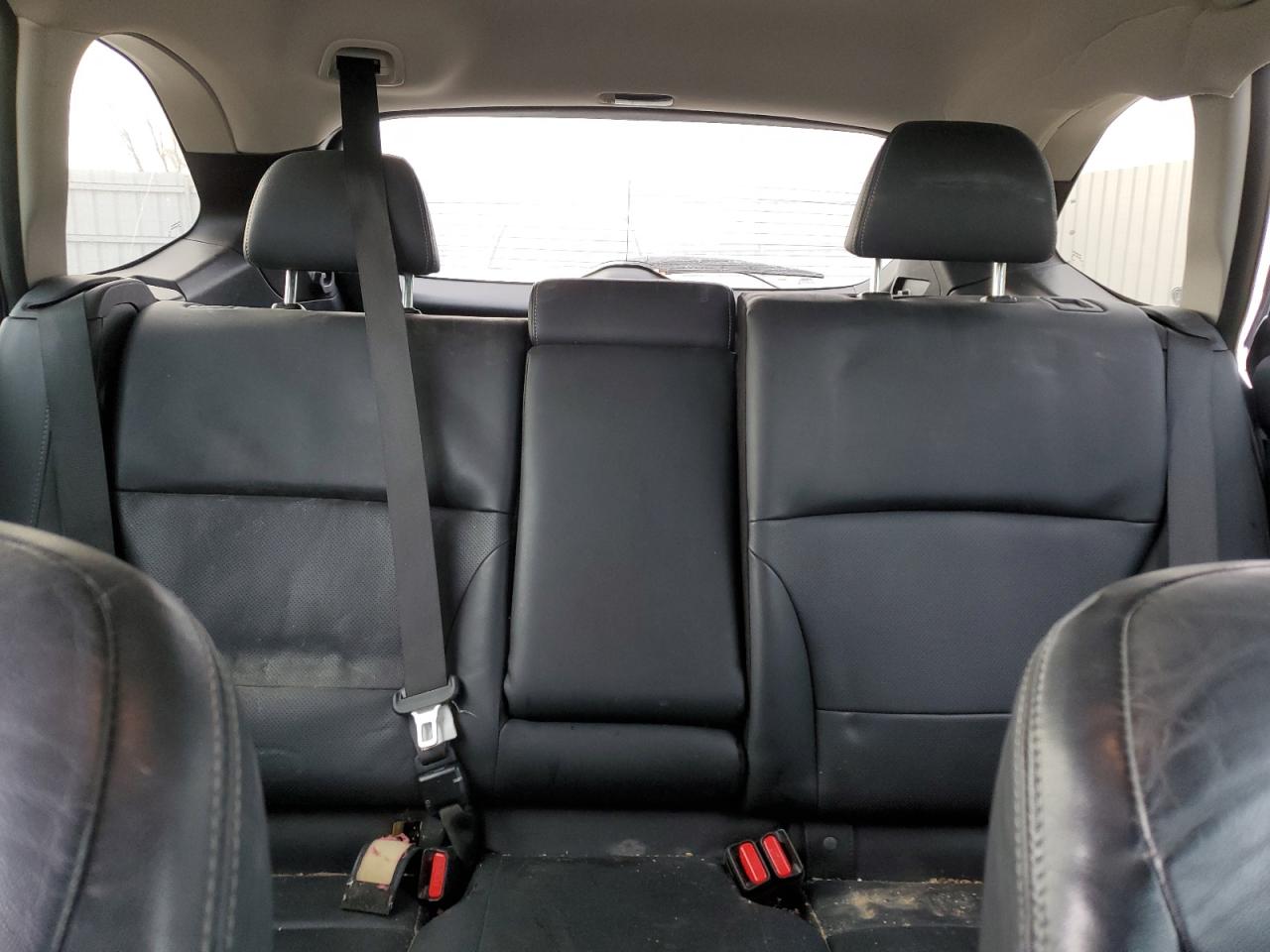 2015 Subaru Outback - Image 10