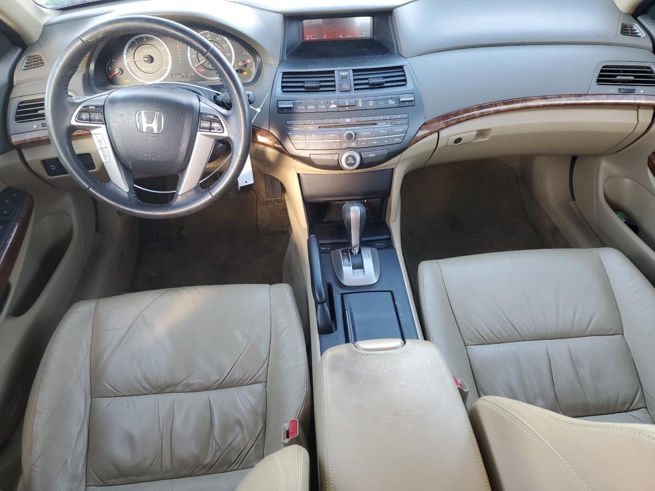 2010 Honda Accord - Image 8