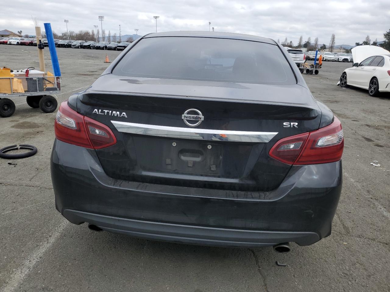 2017 Nissan Altima - Image 6