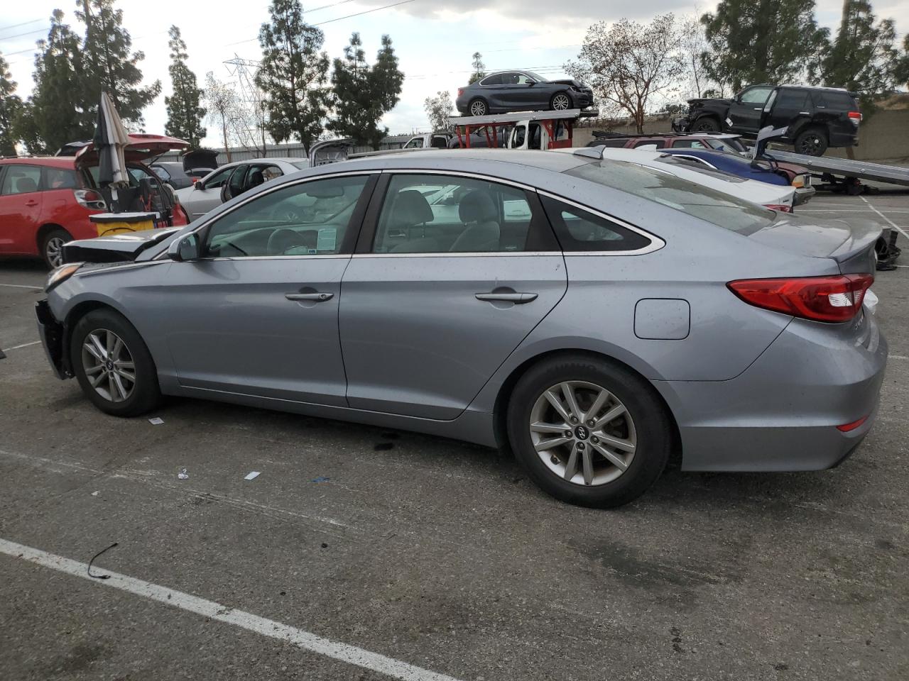 2017 Hyundai Sonata - Image 2