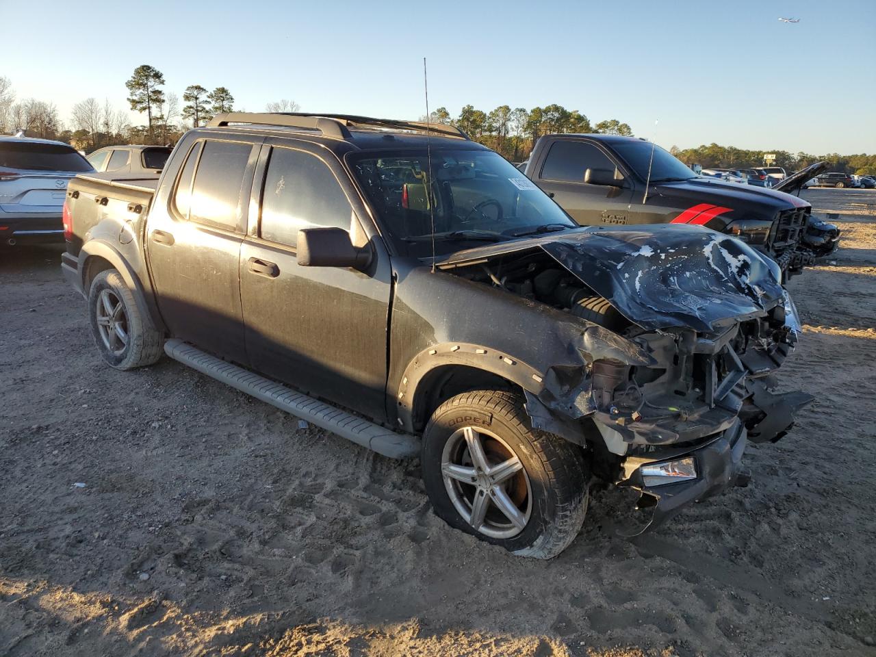 2010 Ford Explorer - Image 4