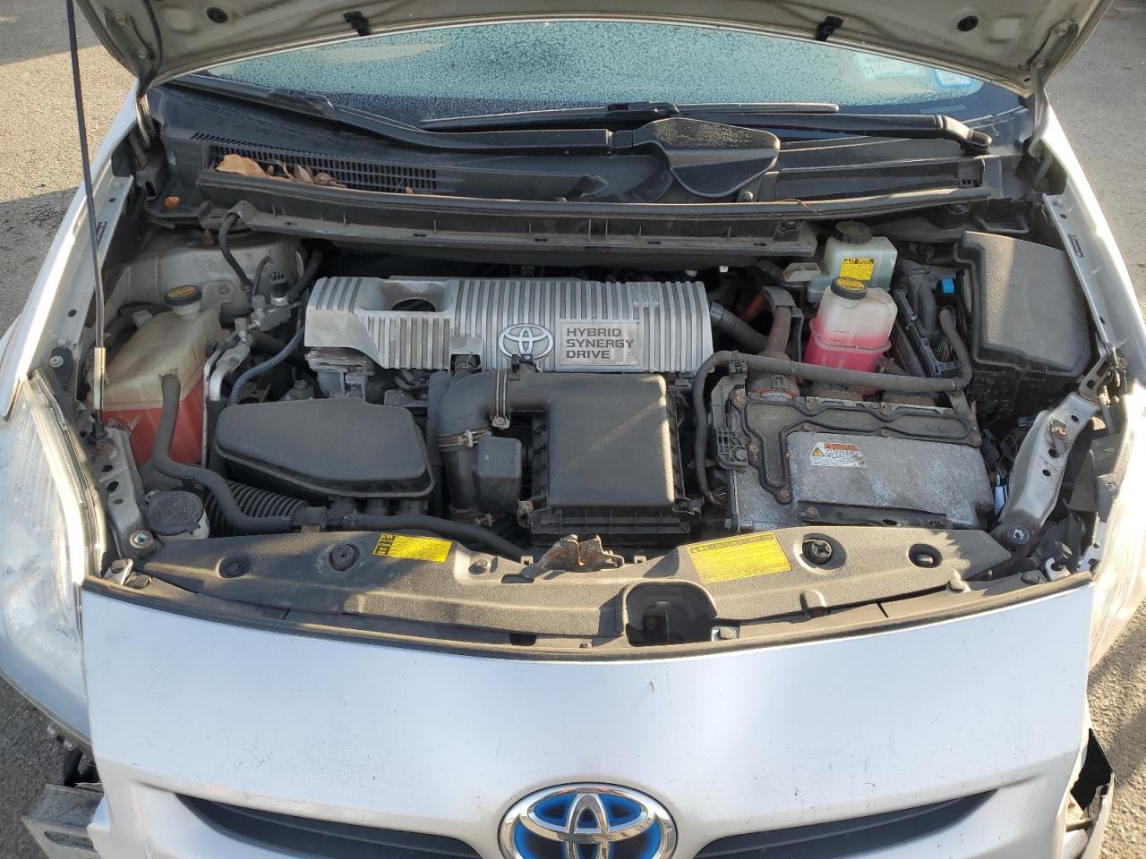 2010 Toyota Prius - Image 11