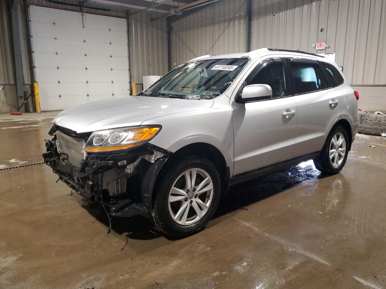 2011 Hyundai Santa Fe - Image 1