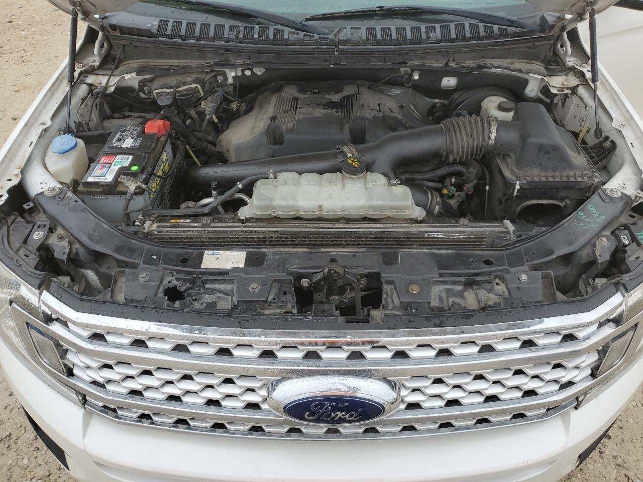 2019 Ford Expedition - Image 12
