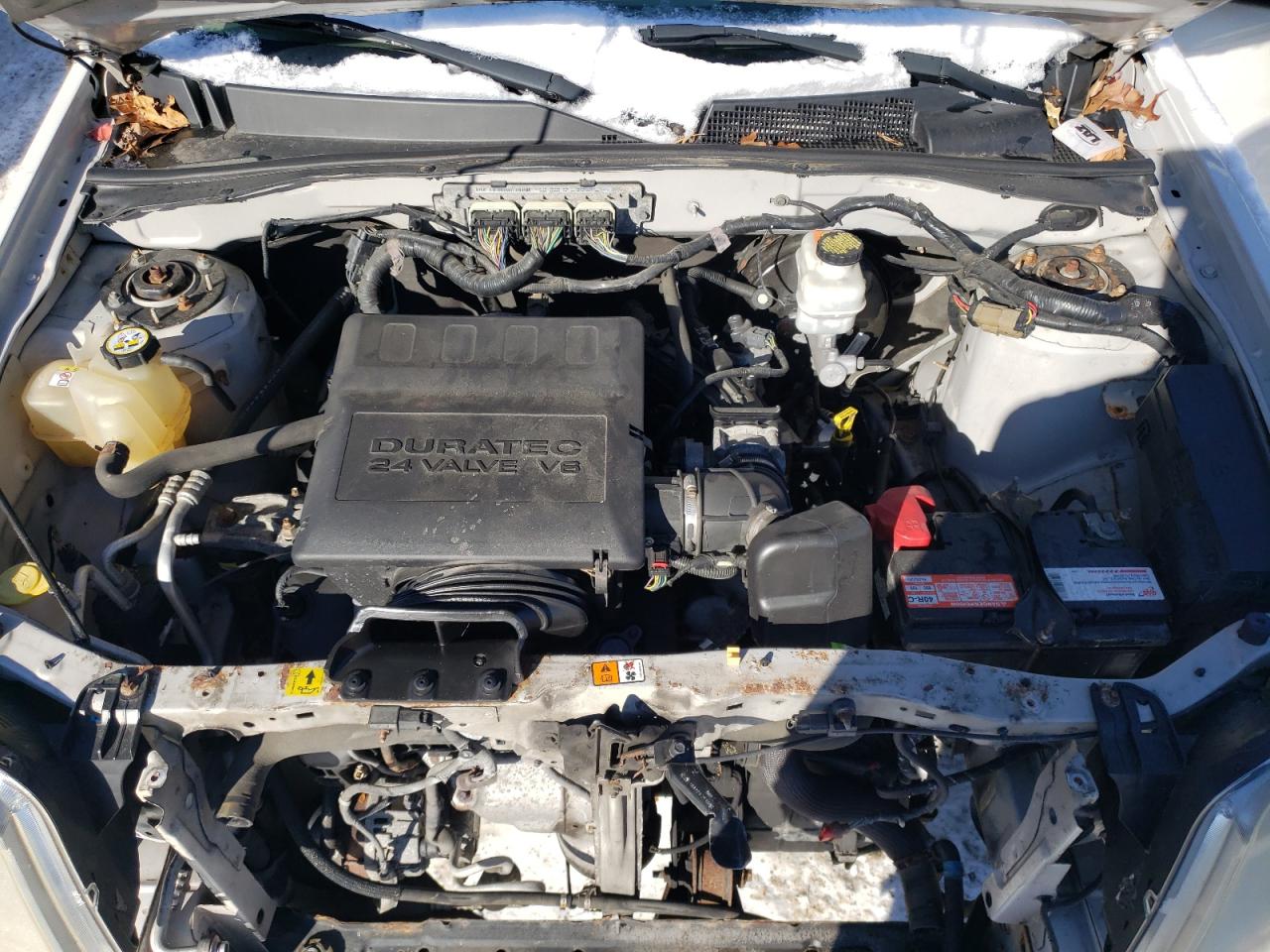 2010 Mercury Mariner - Image 11