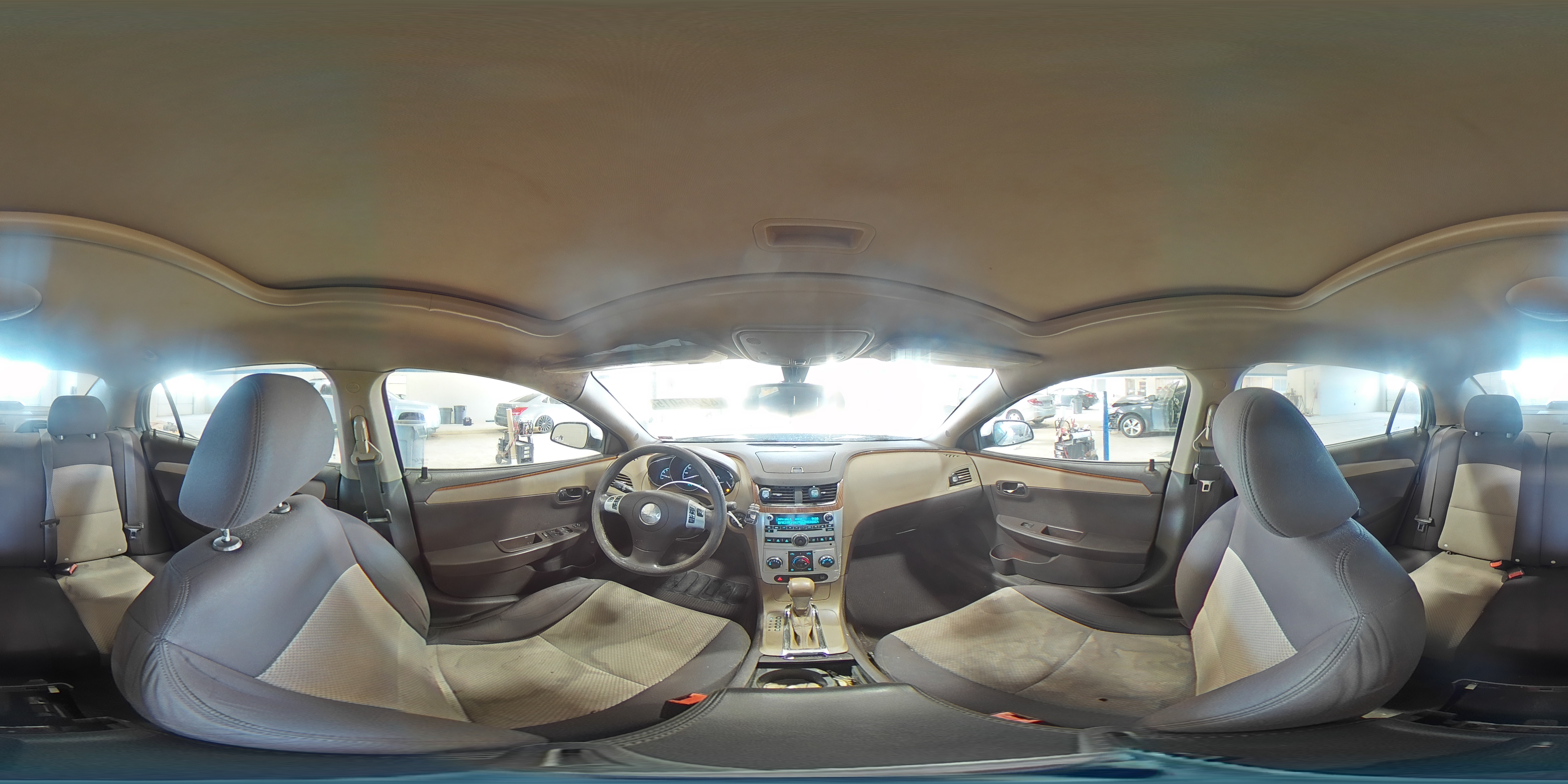 2011 Chevrolet Malibu - Image 12