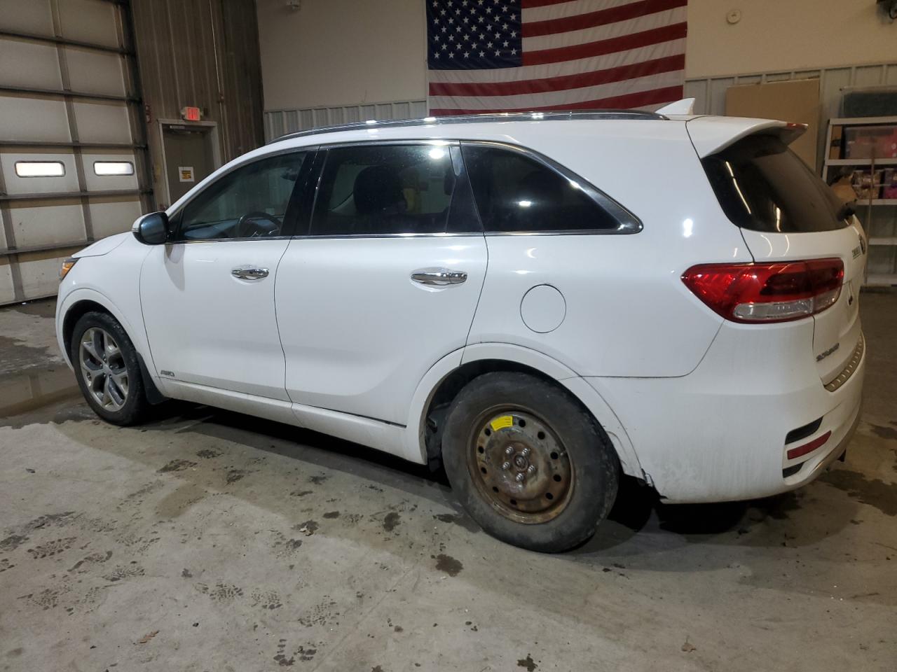 2017 Kia Sorento - Image 2