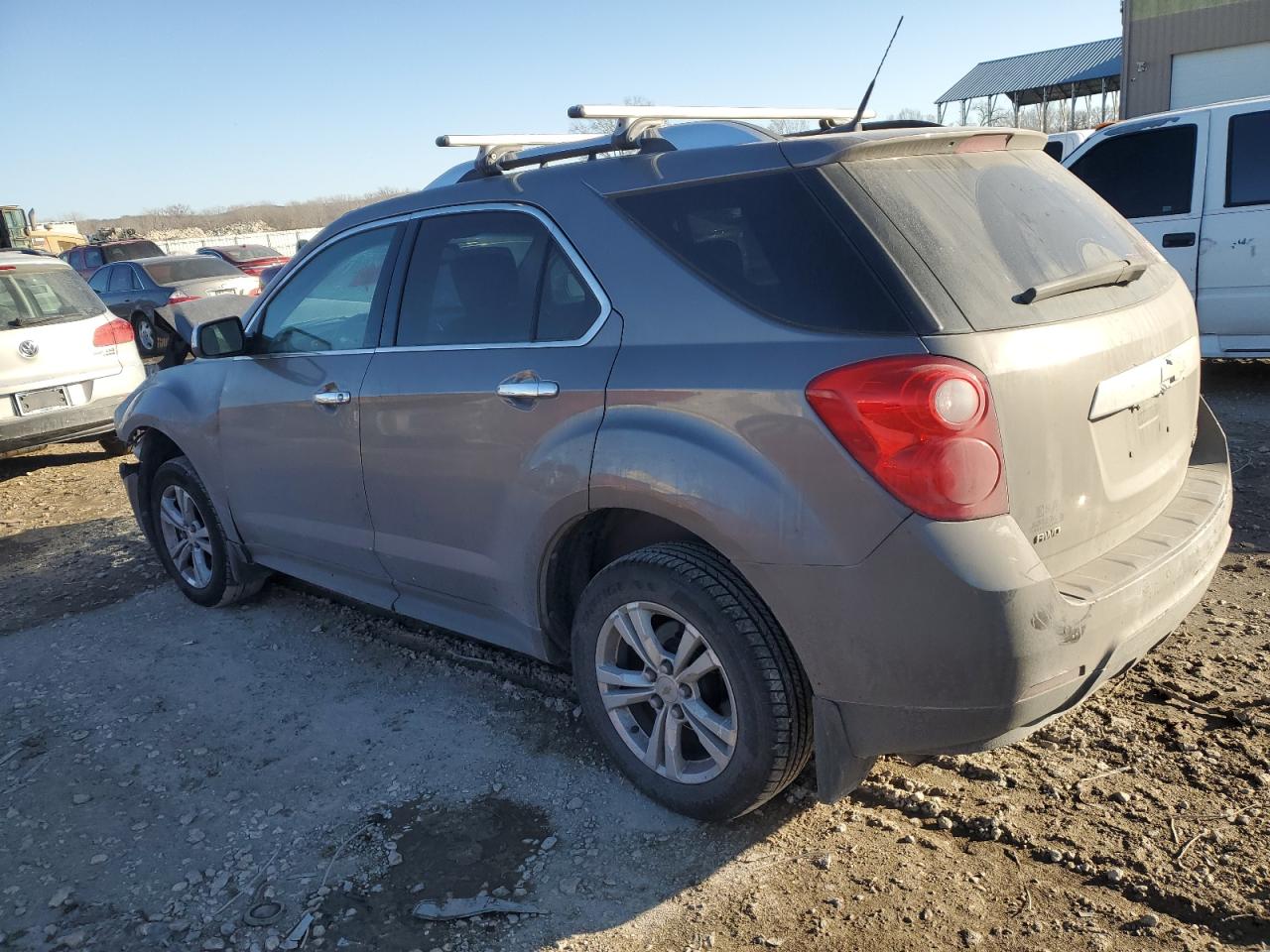 2011 Chevrolet Equinox - Image 2