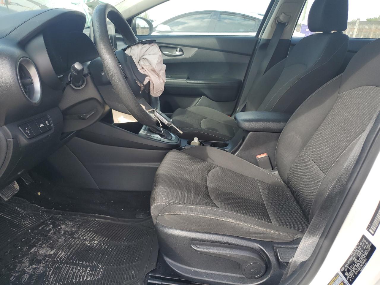 2019 Kia Forte - Image 7