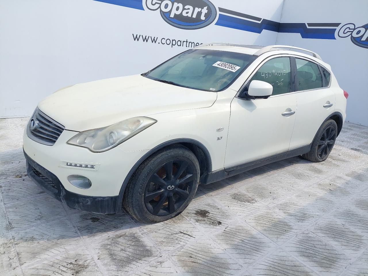 JNRBJ0HRXFM260495 - 2015 INFI QX50 - #43092095