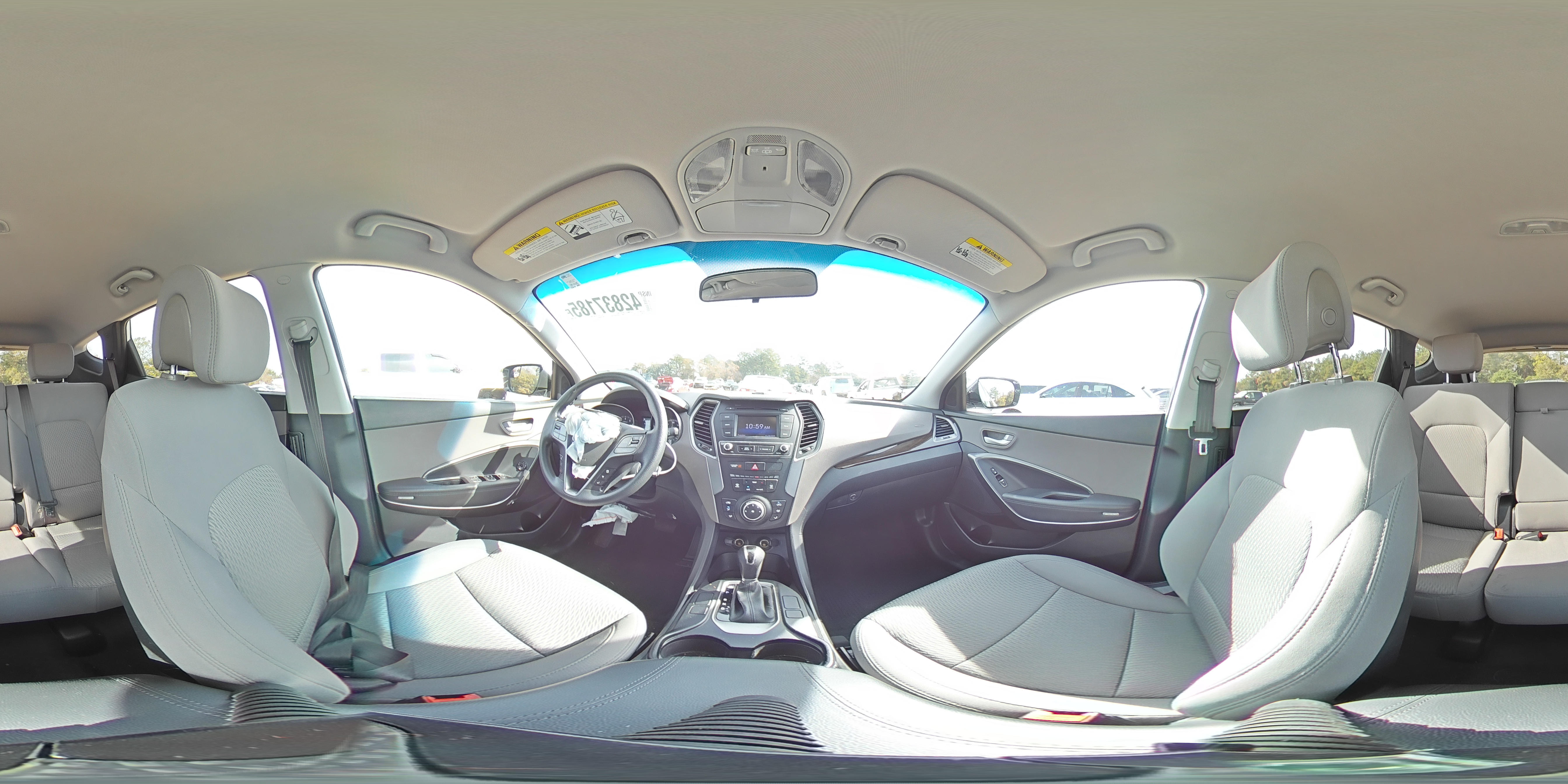 2018 Hyundai Santa Fe - Image 13