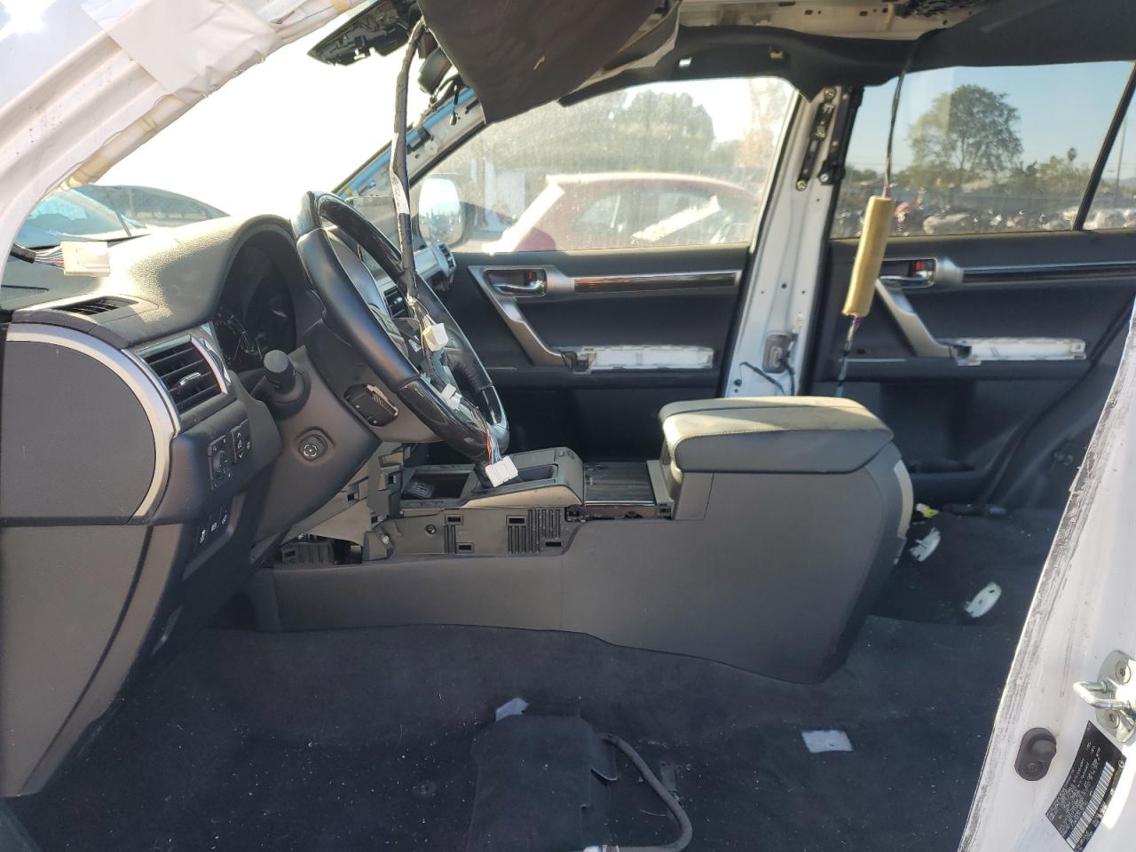 2023 Lexus GX - Image 7