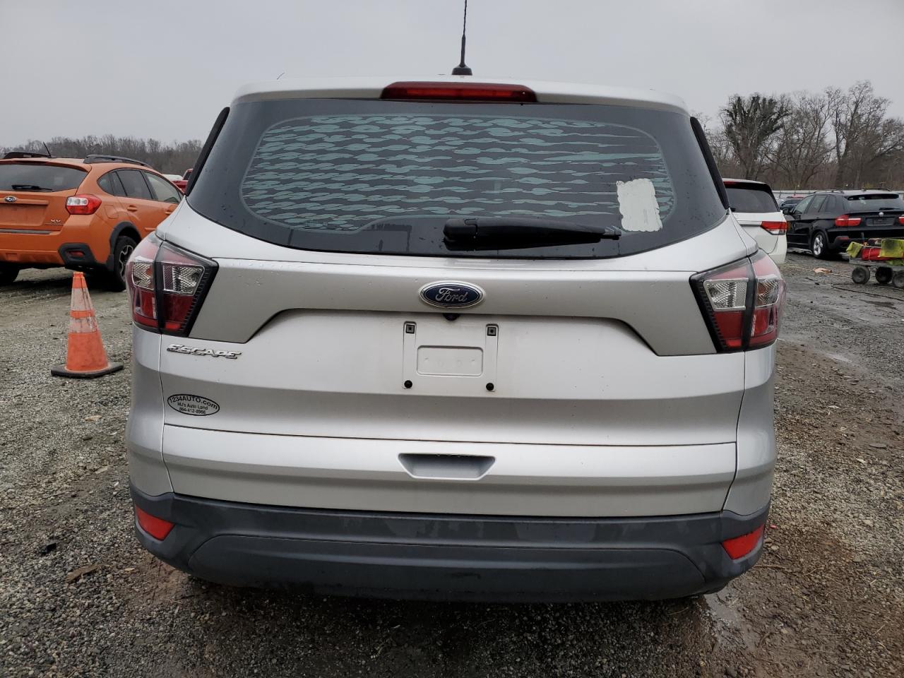 1FMCU0F76HUB56520 FORD ESCAPE 2017