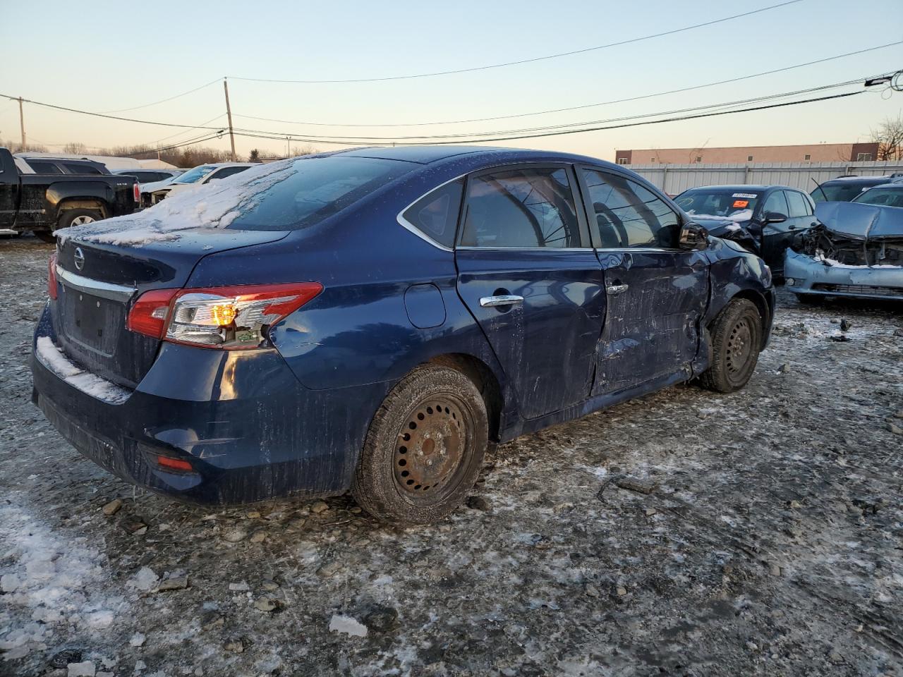 2018 Nissan Sentra - Image 3
