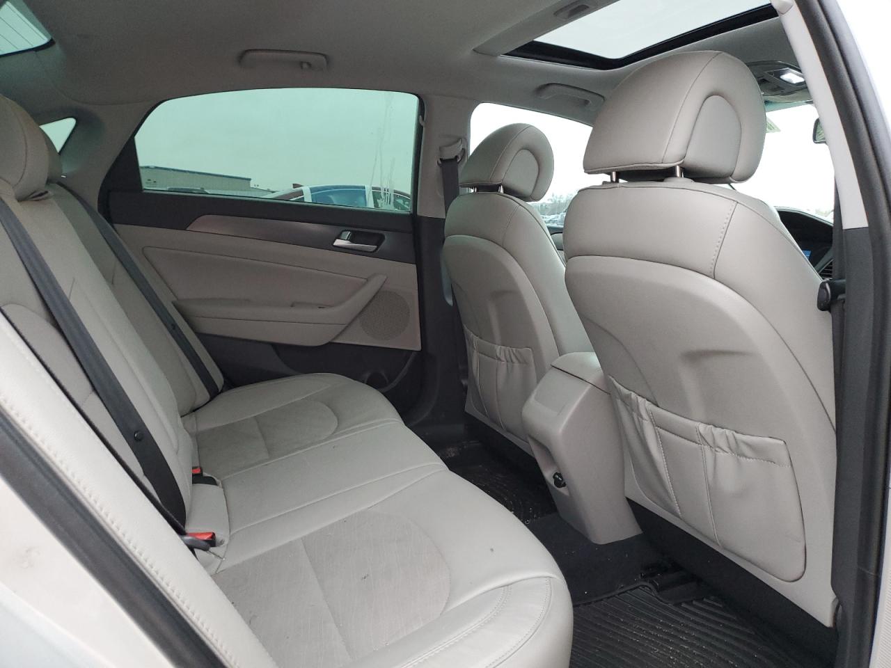 2017 Hyundai Sonata - Image 10