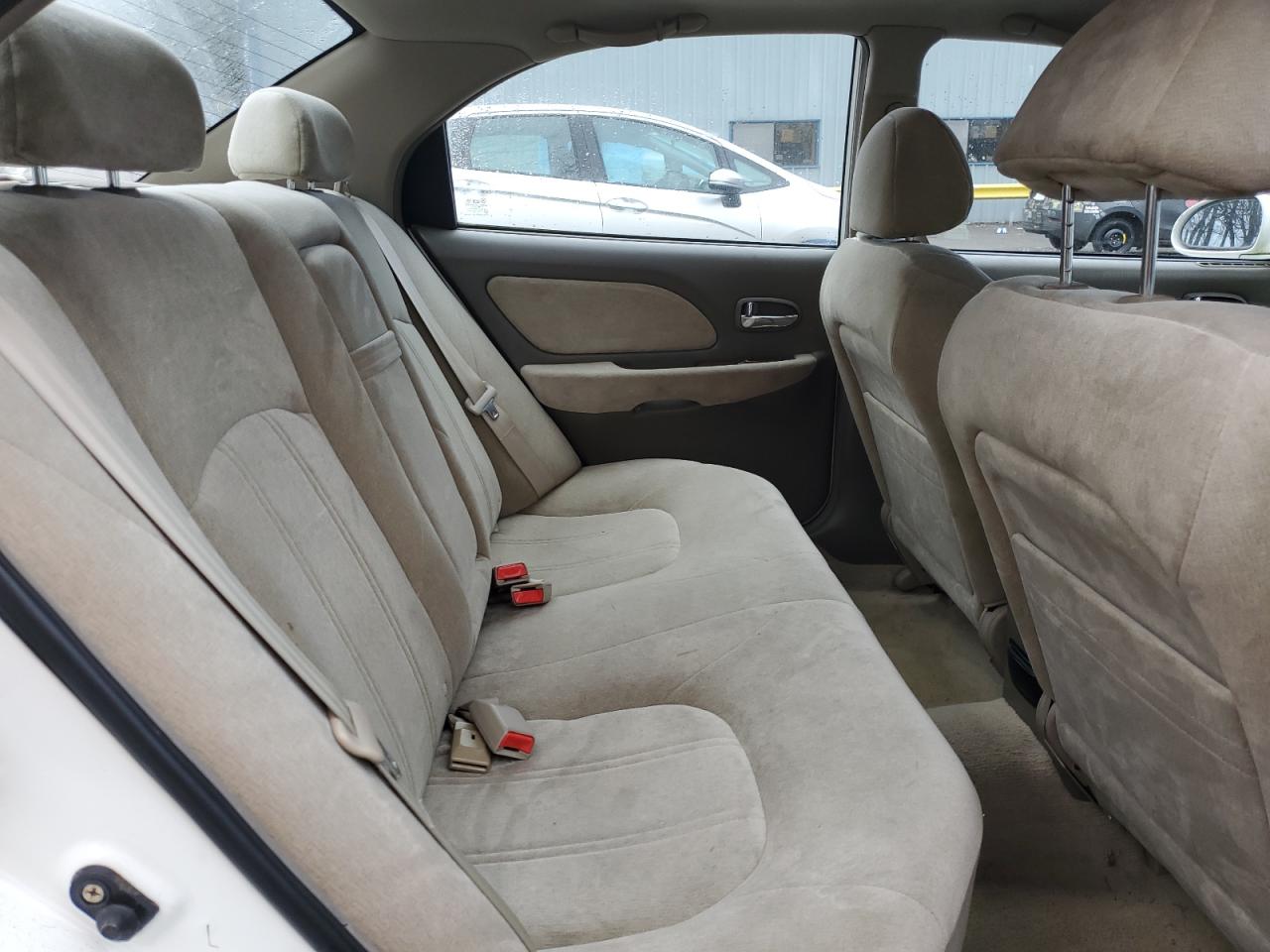 2005 Hyundai Sonata - Image 10