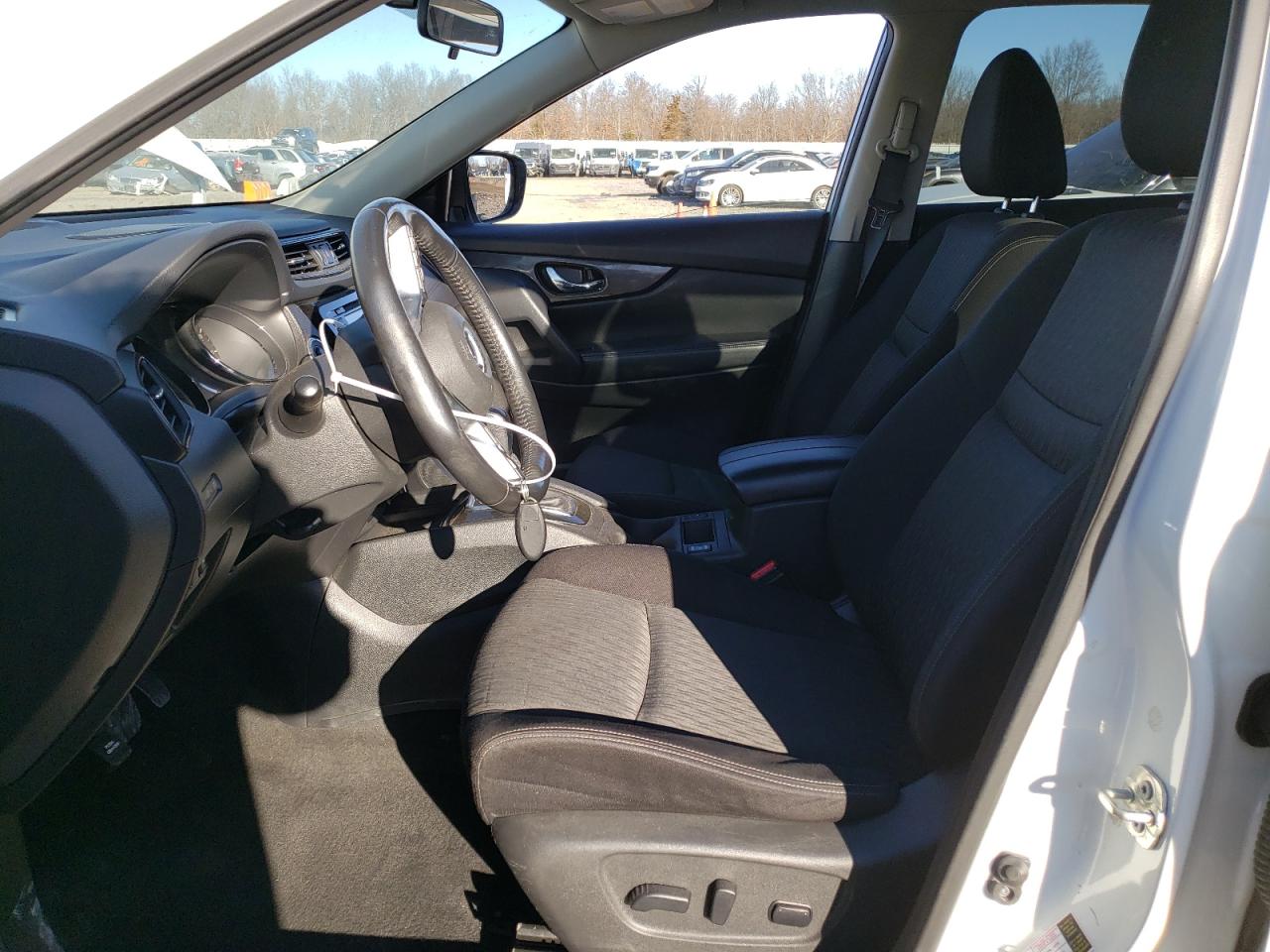 2018 Nissan Rogue - Image 7