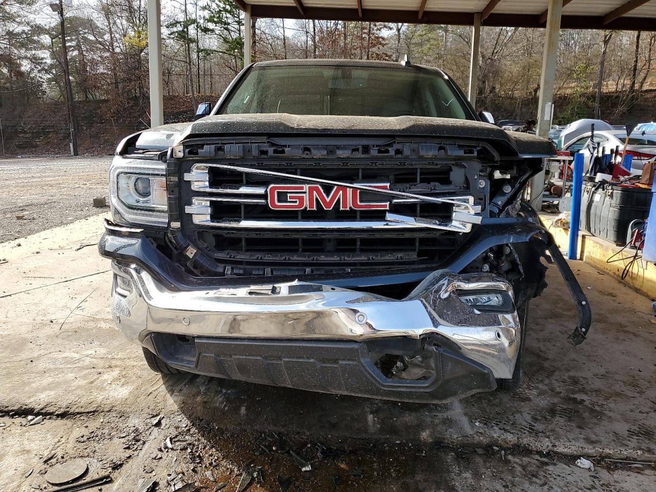 2017 GMC Sierra - Image 5