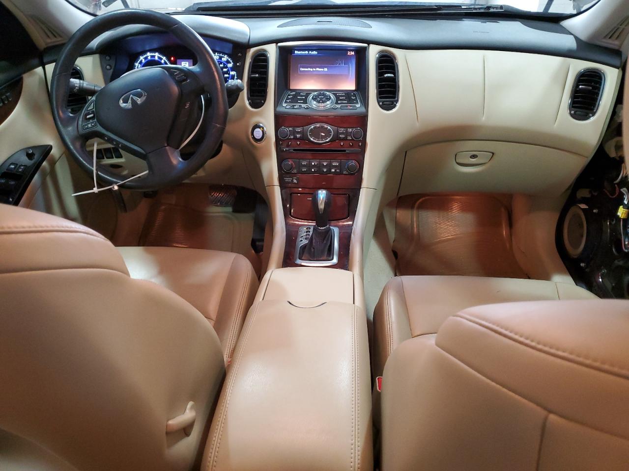2016 Infiniti QX50 - Image 8