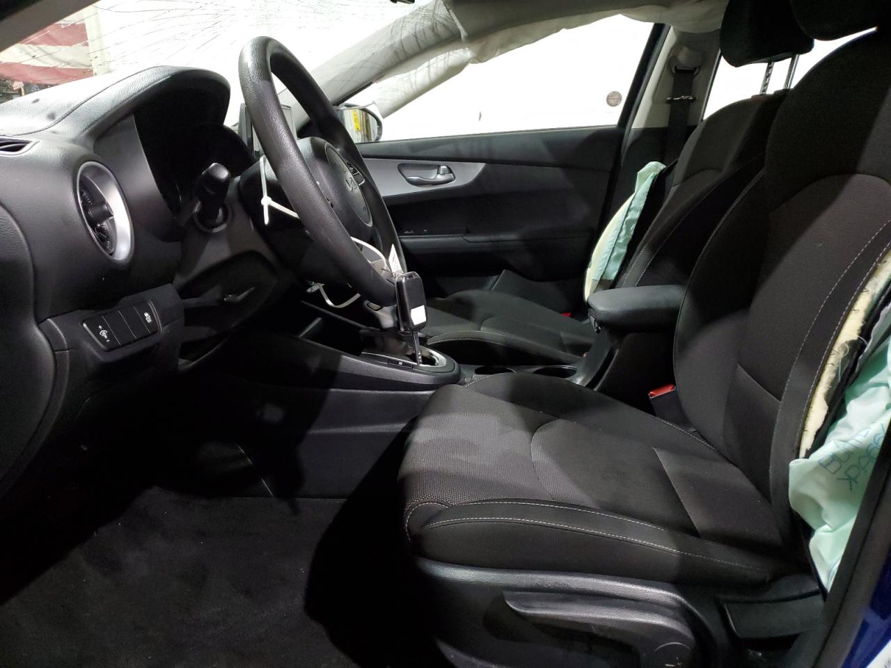 2024 Kia Forte - Image 7