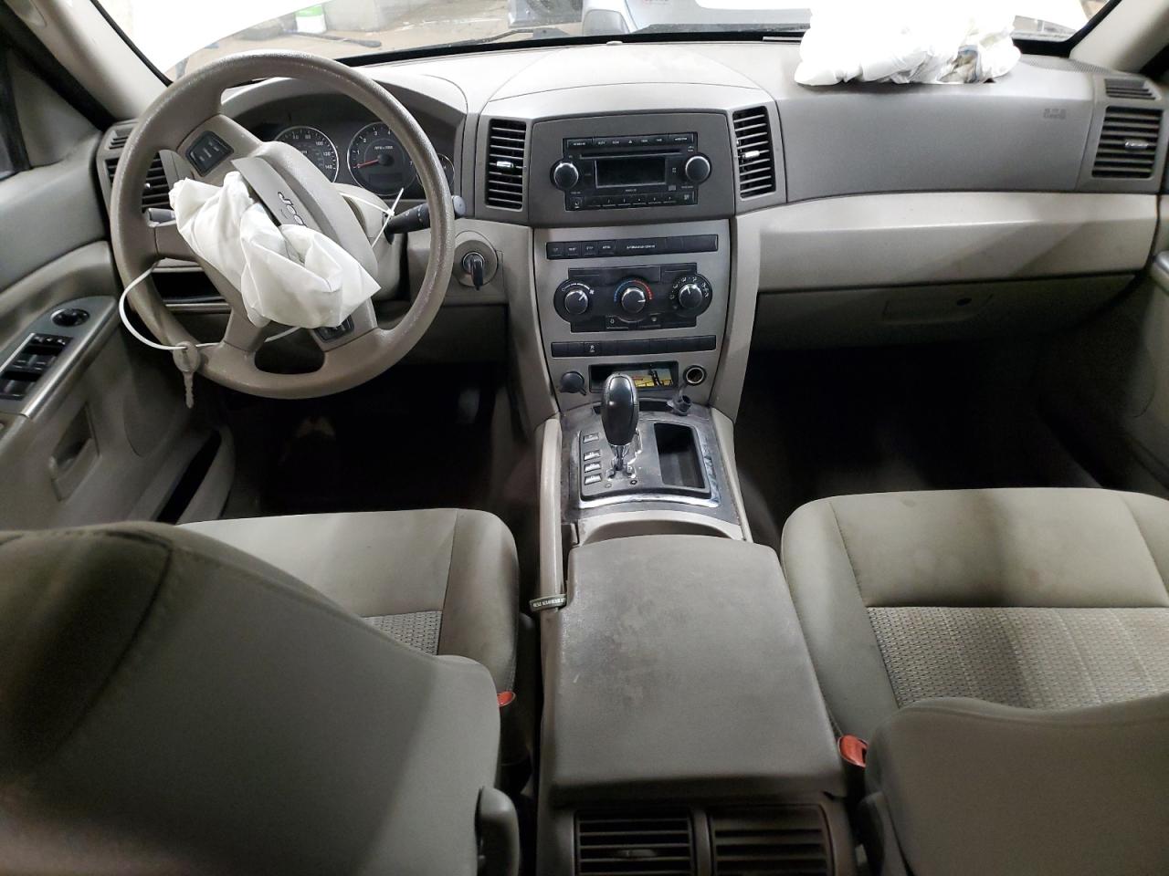 2007 Jeep Grand Cherokee - Image 8