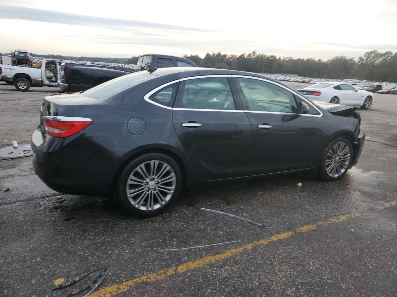 2013 Buick Verano - Image 3