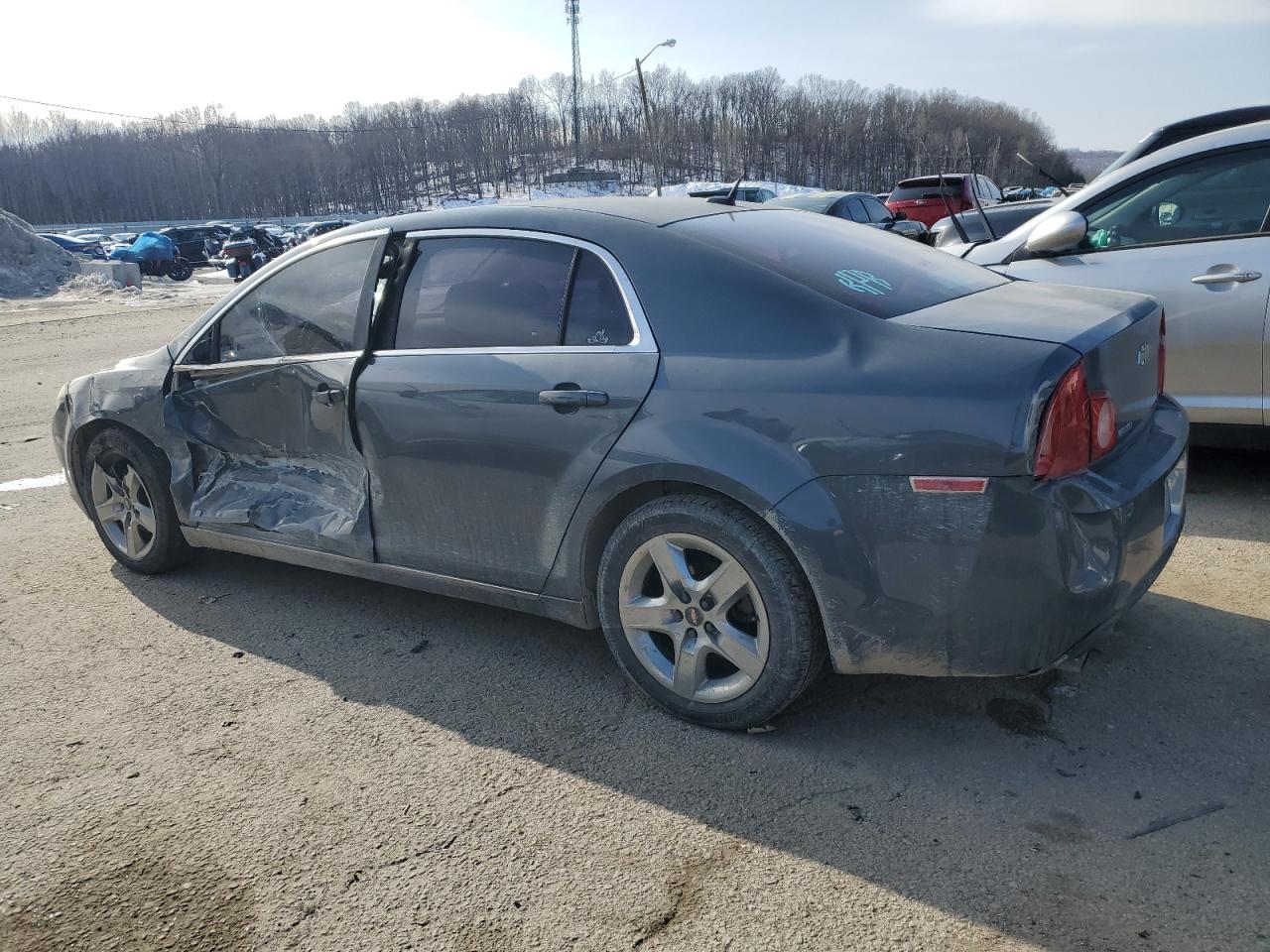 2009 Chevrolet Malibu - Image 2