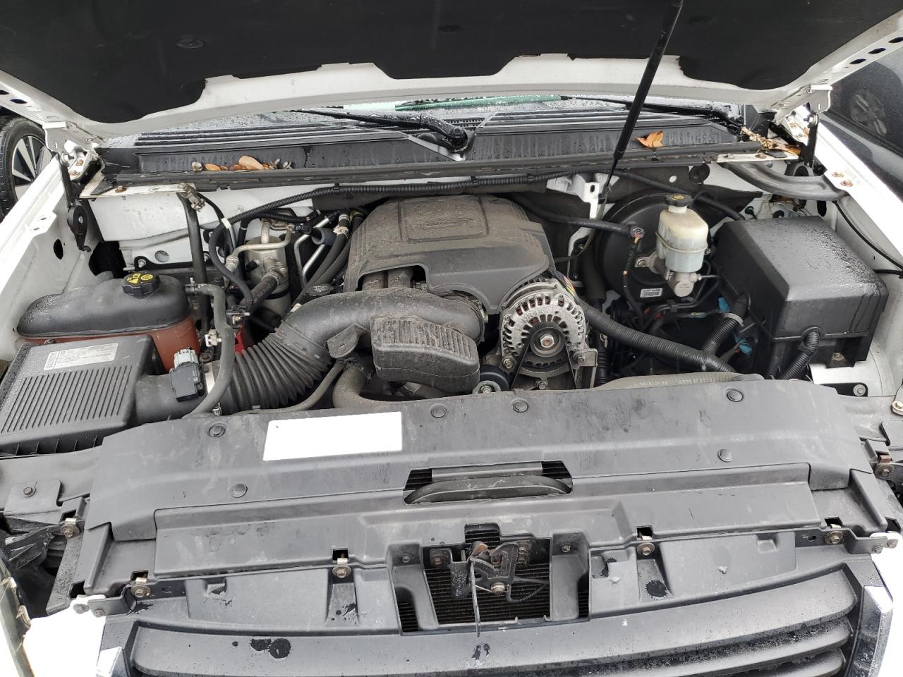 2011 GMC Yukon - Image 12
