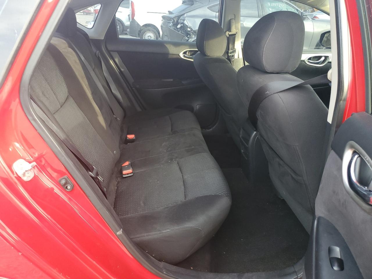2015 Nissan Sentra - Image 10
