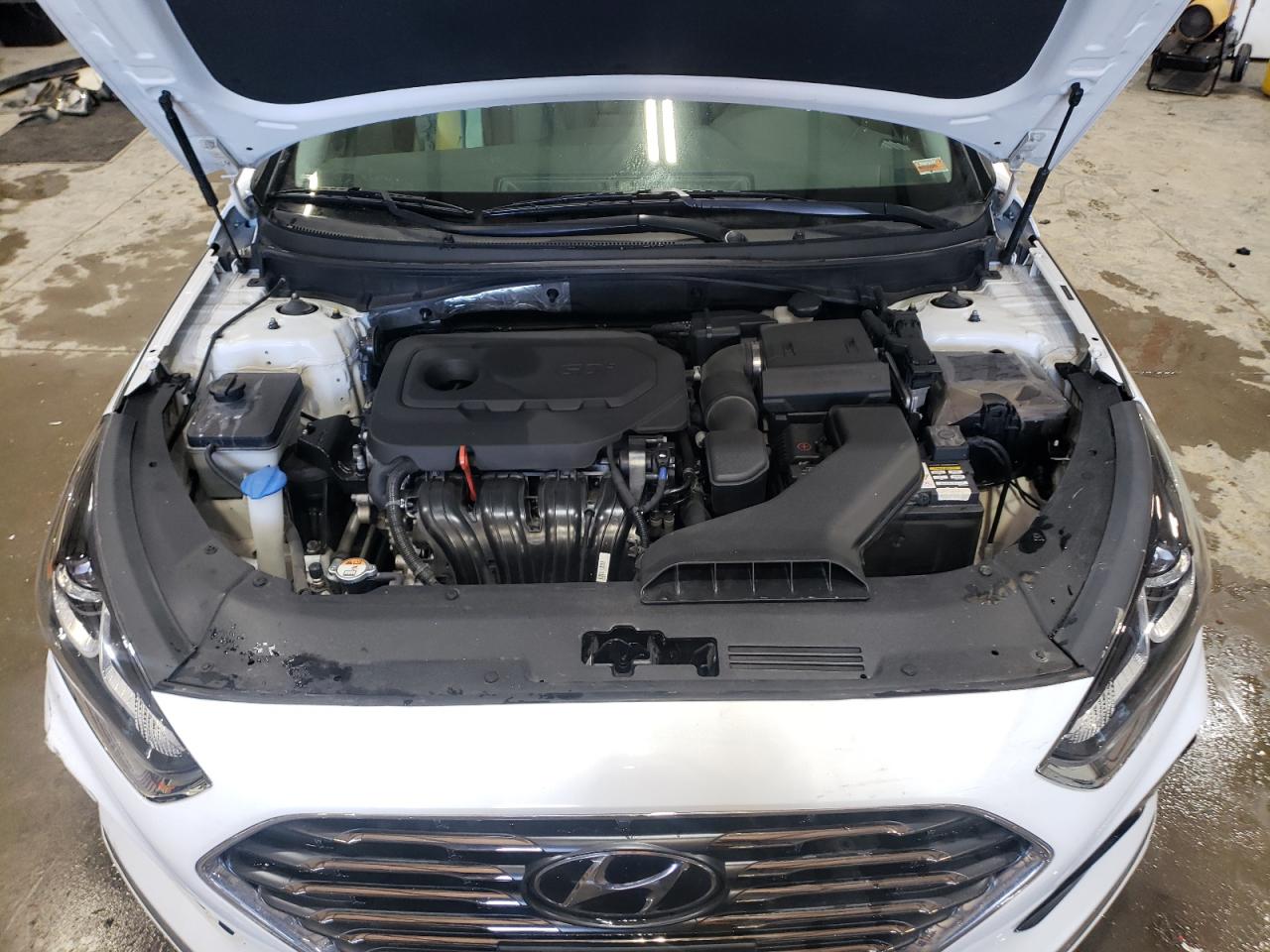 2019 Hyundai Sonata - Image 11