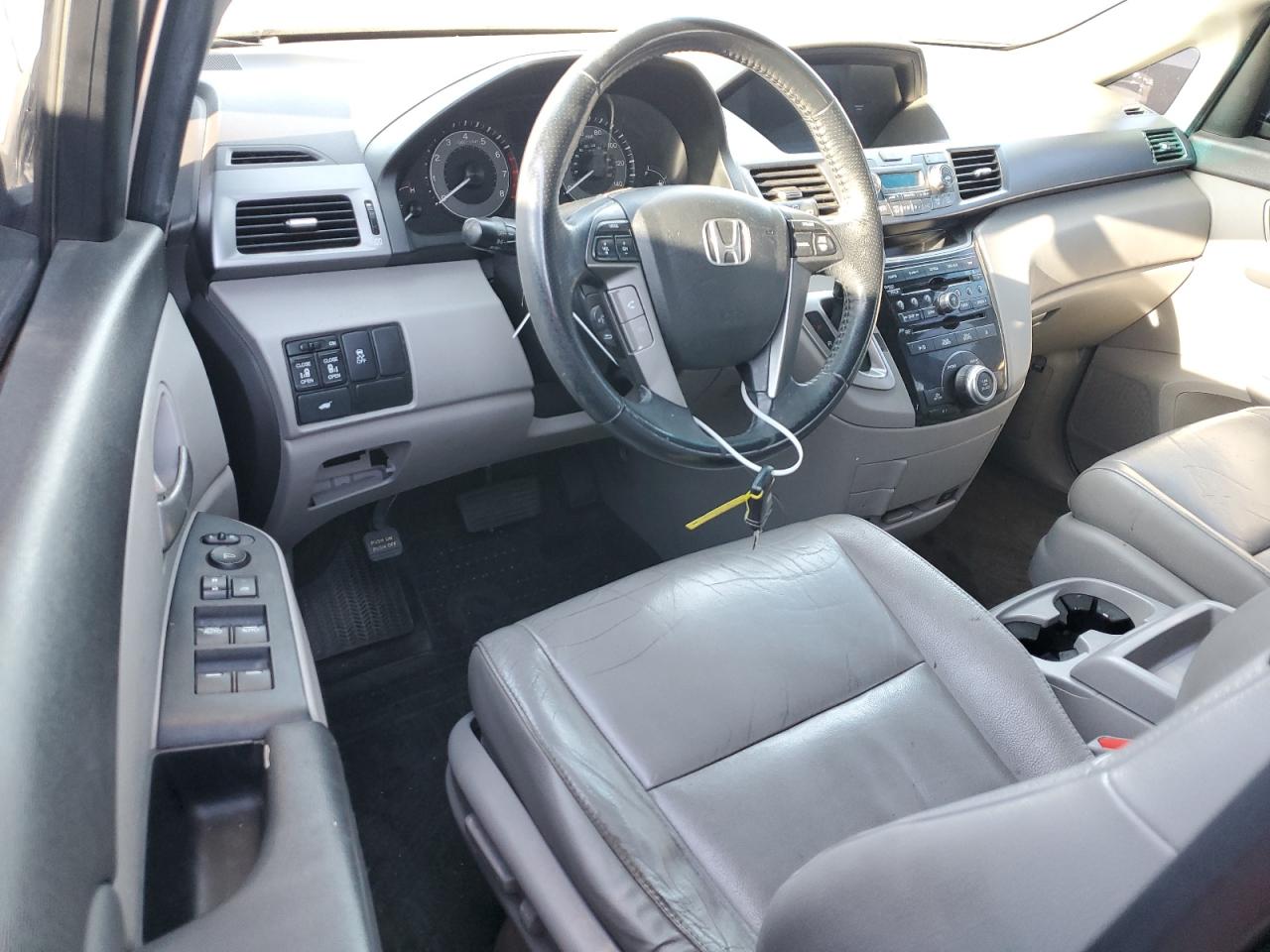 2012 Honda Odyssey - Image 8