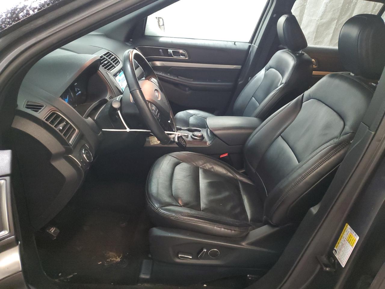 2018 Ford Explorer - Image 7