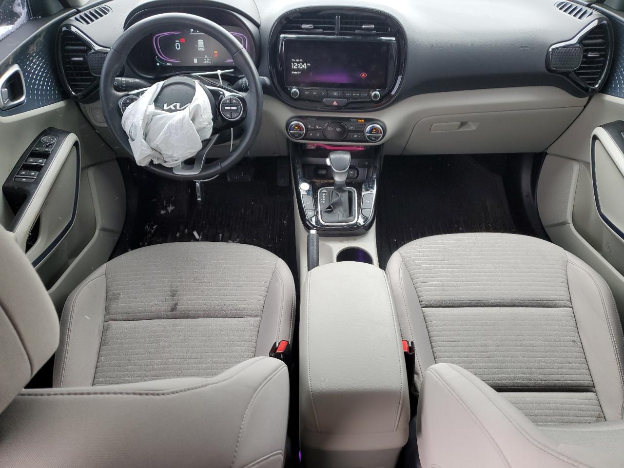 2023 Kia Soul - Image 8