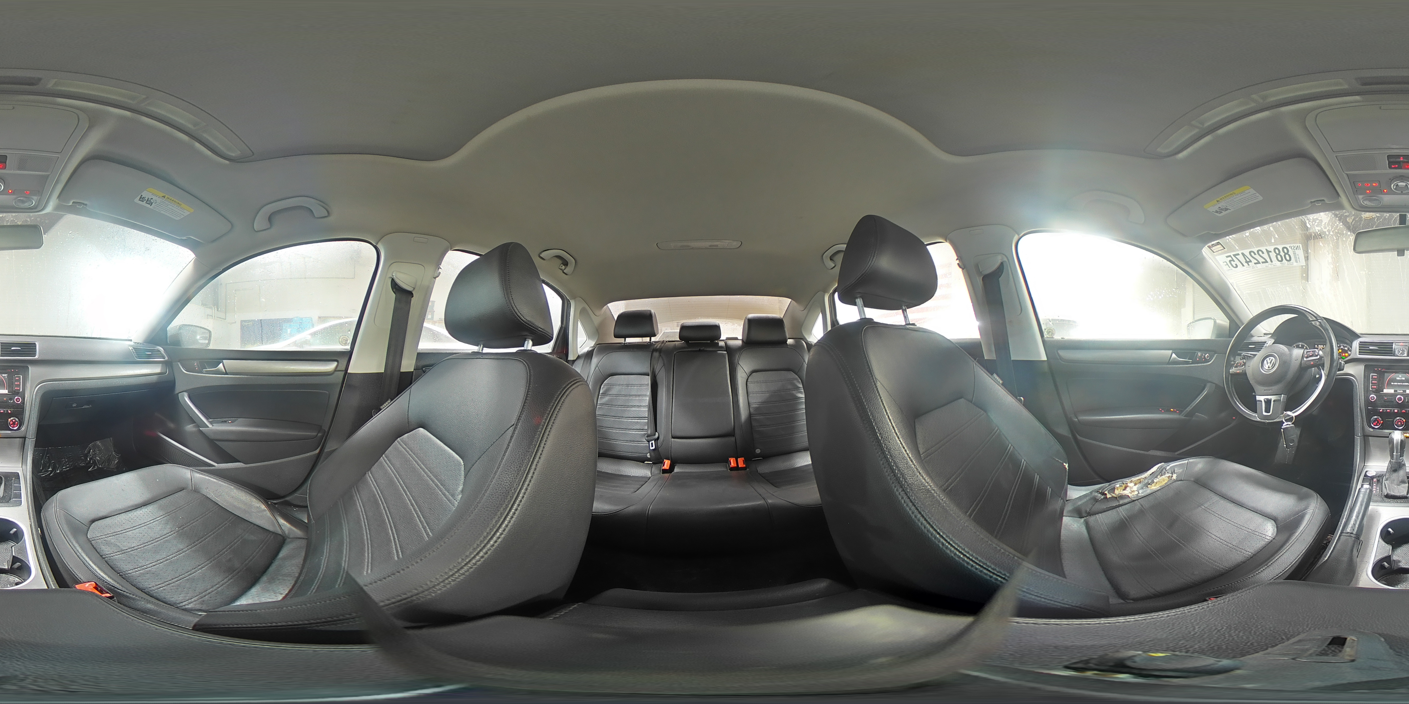 2015 Volkswagen Passat - Image 14