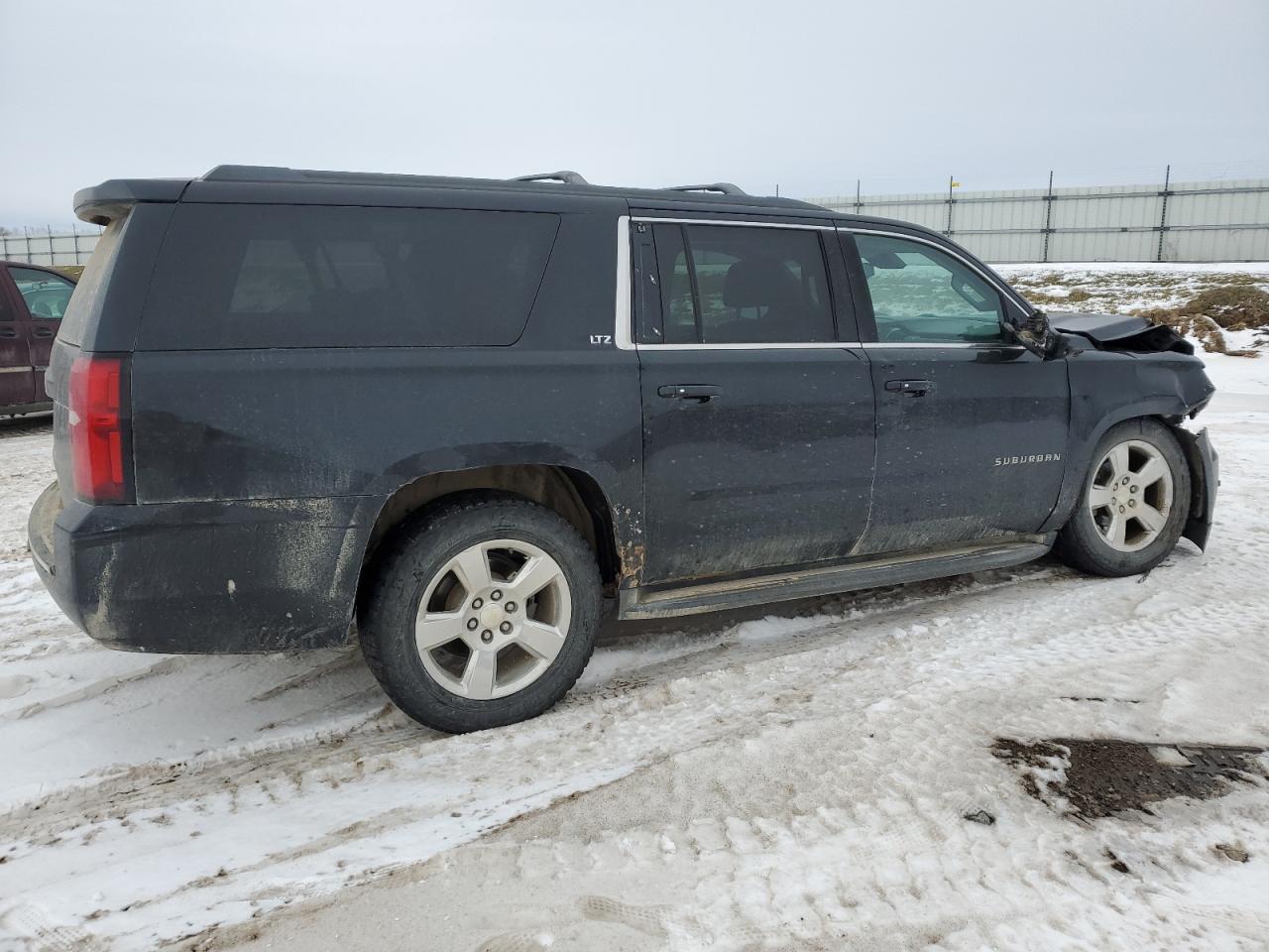2015 Chevrolet Suburban - Image 3