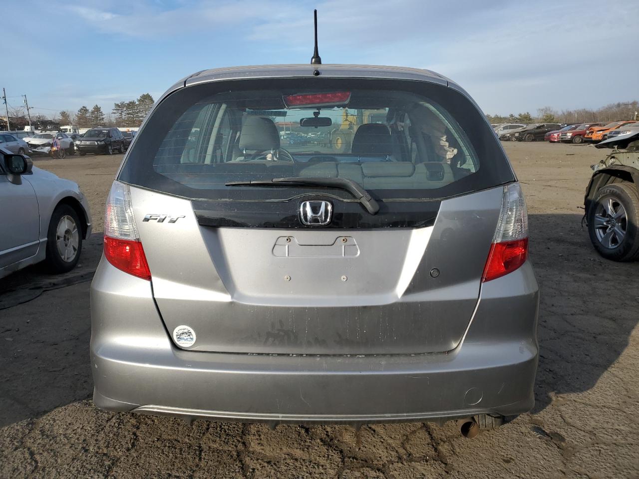 2010 Honda Fit - Image 6