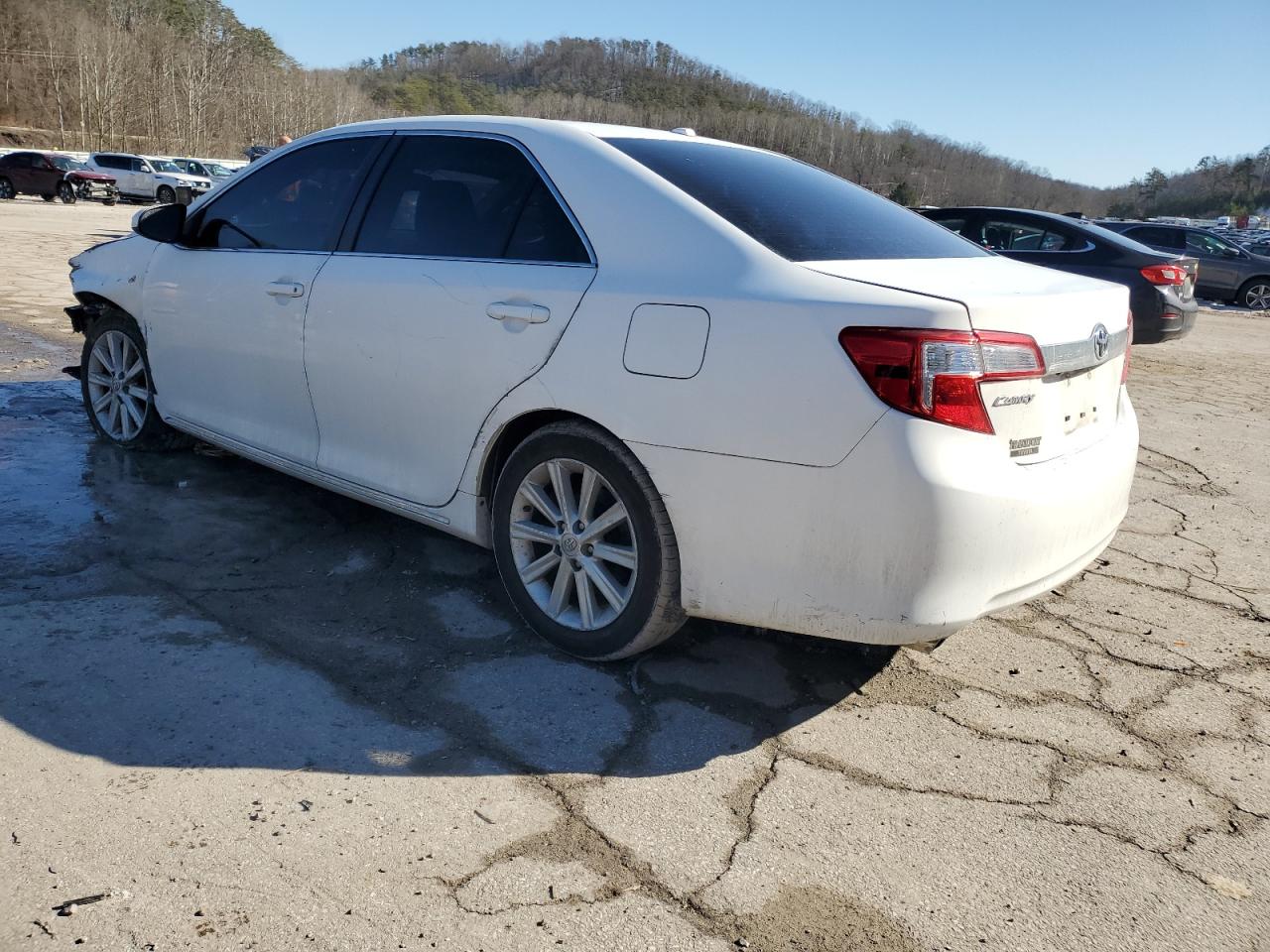 2014 Toyota Camry - Image 2