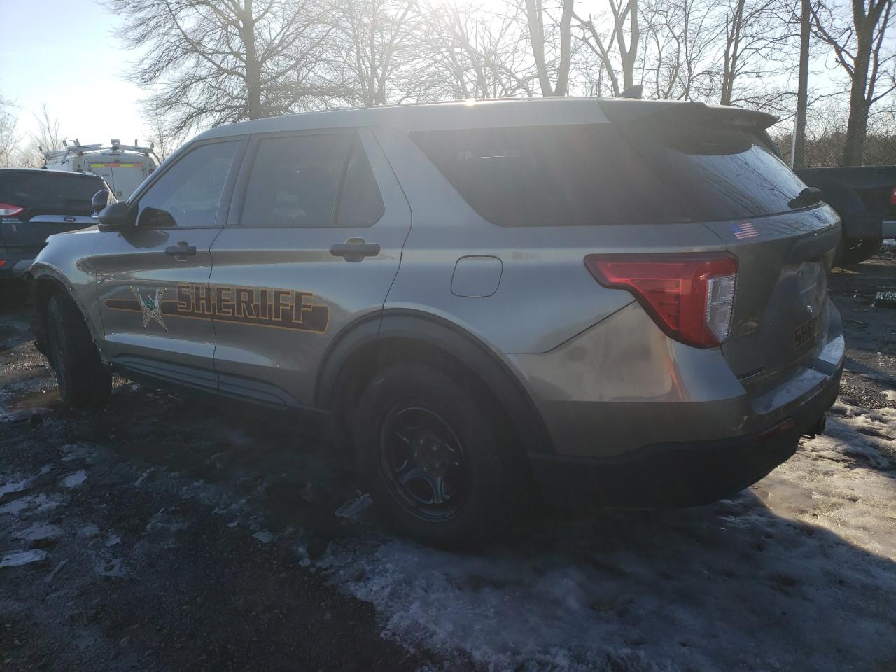 2020 Ford Explorer - Image 2