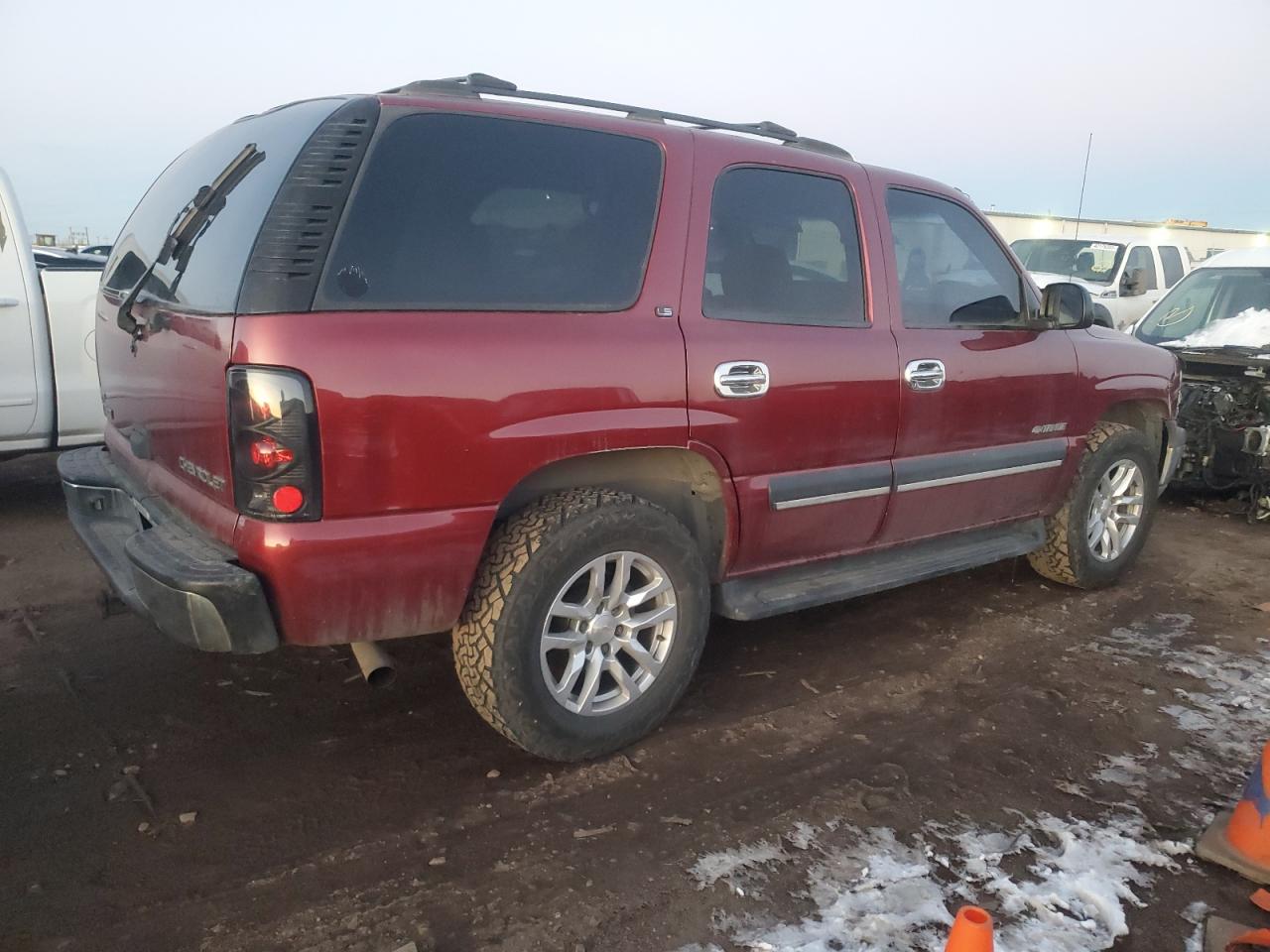 2002 Chevrolet Tahoe - Image 3