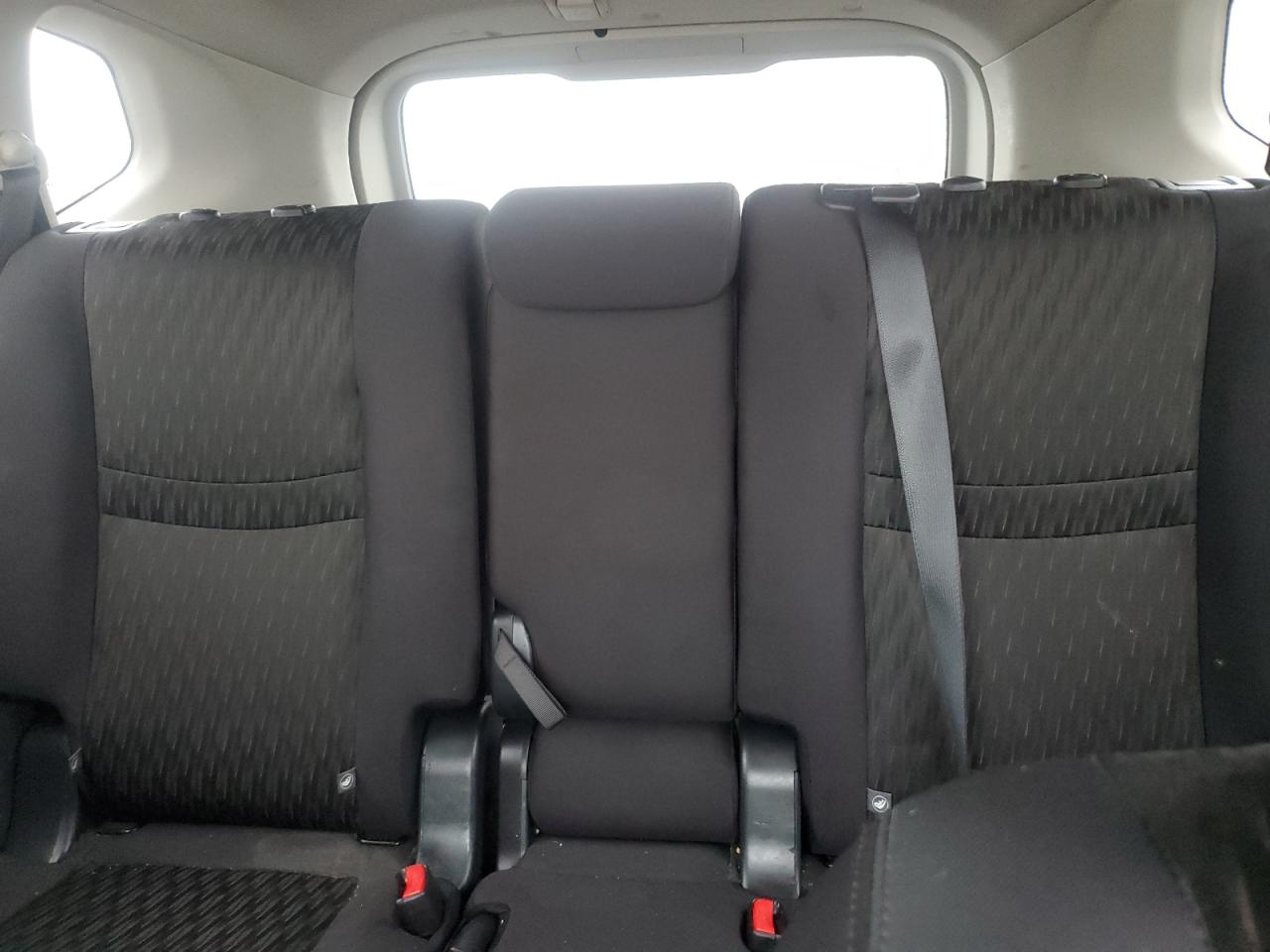 2019 Nissan Rogue - Image 10