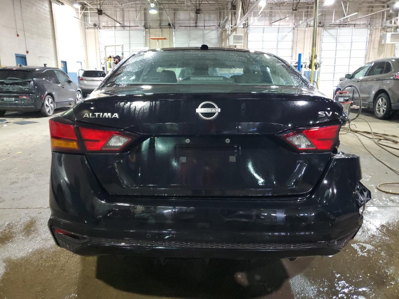 2024 Nissan Altima - Image 6