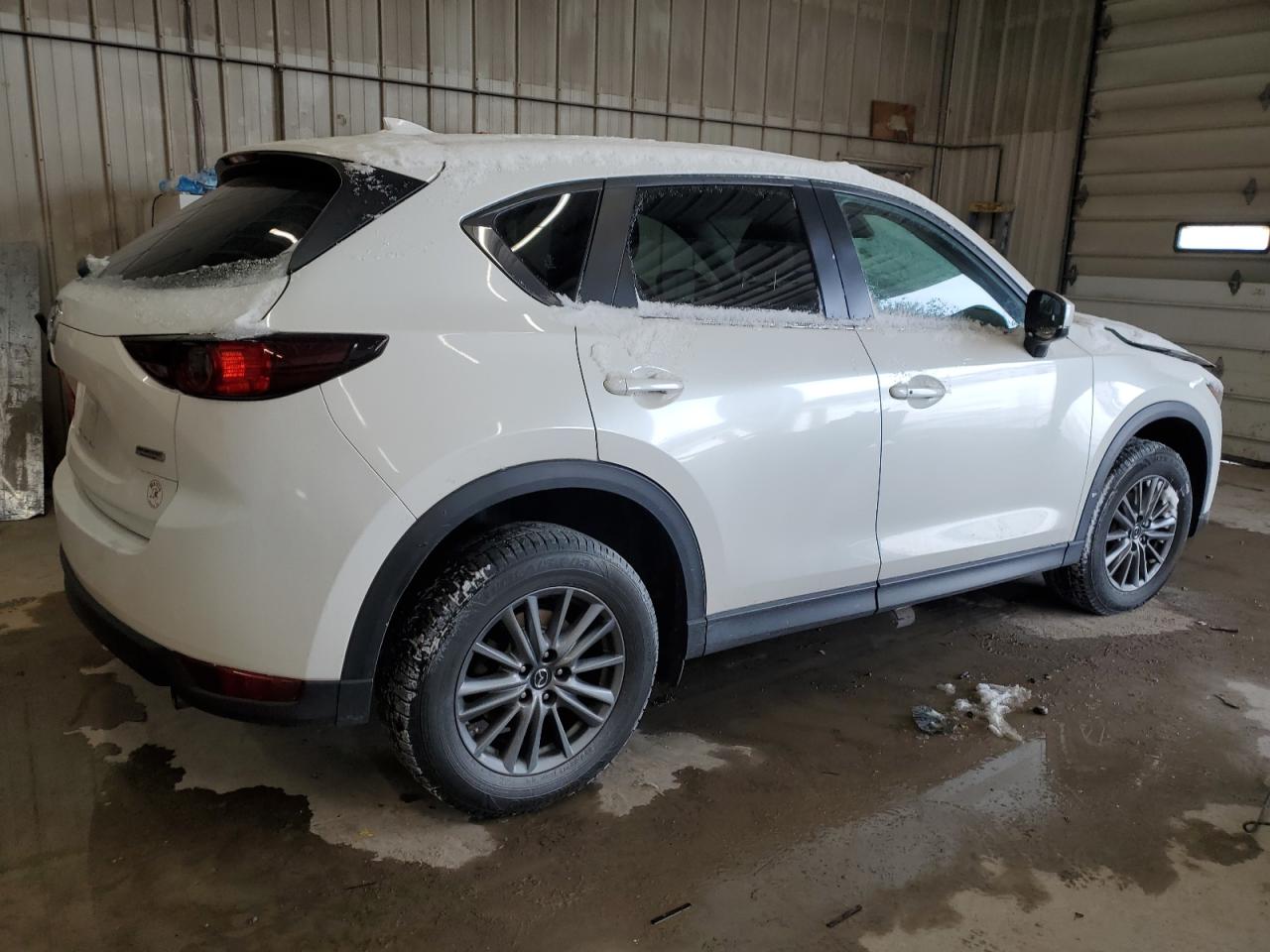 2017 Mazda CX-5 - Image 3