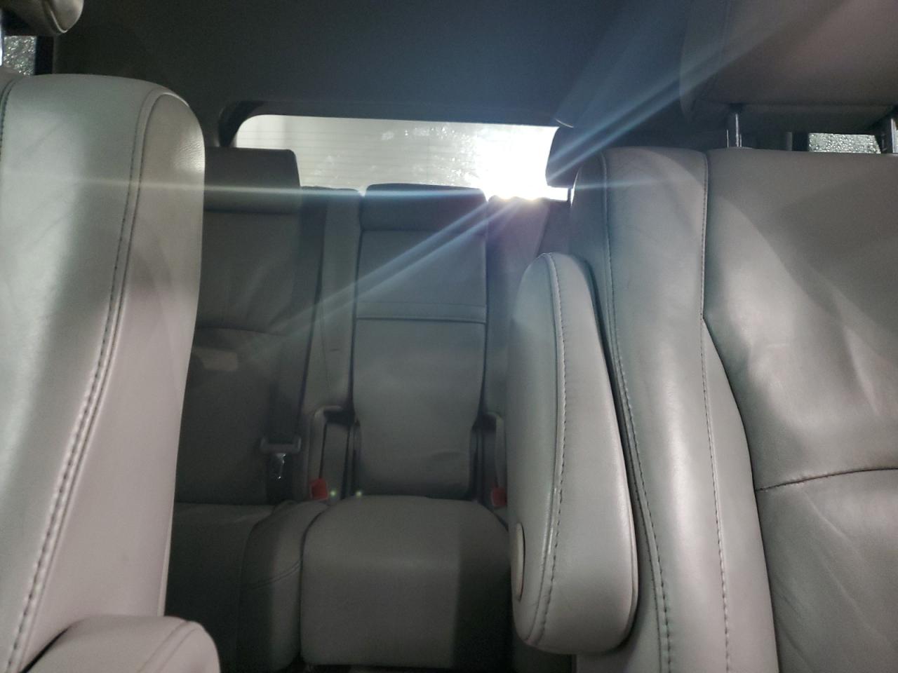 2007 Lexus RX - Image 10