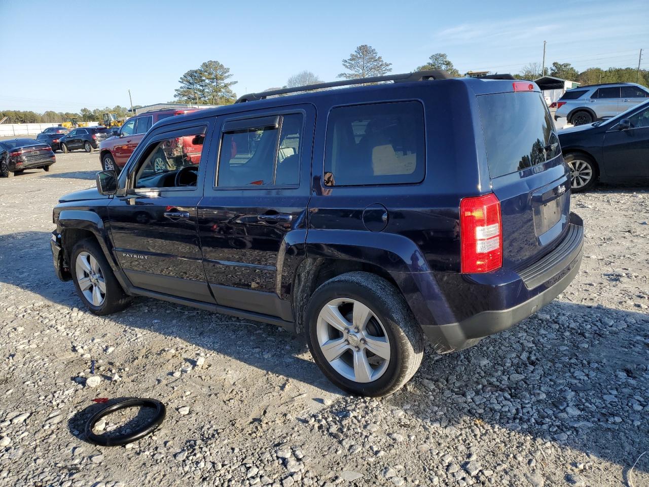2013 Jeep Liberty (Patriot) - Image 2