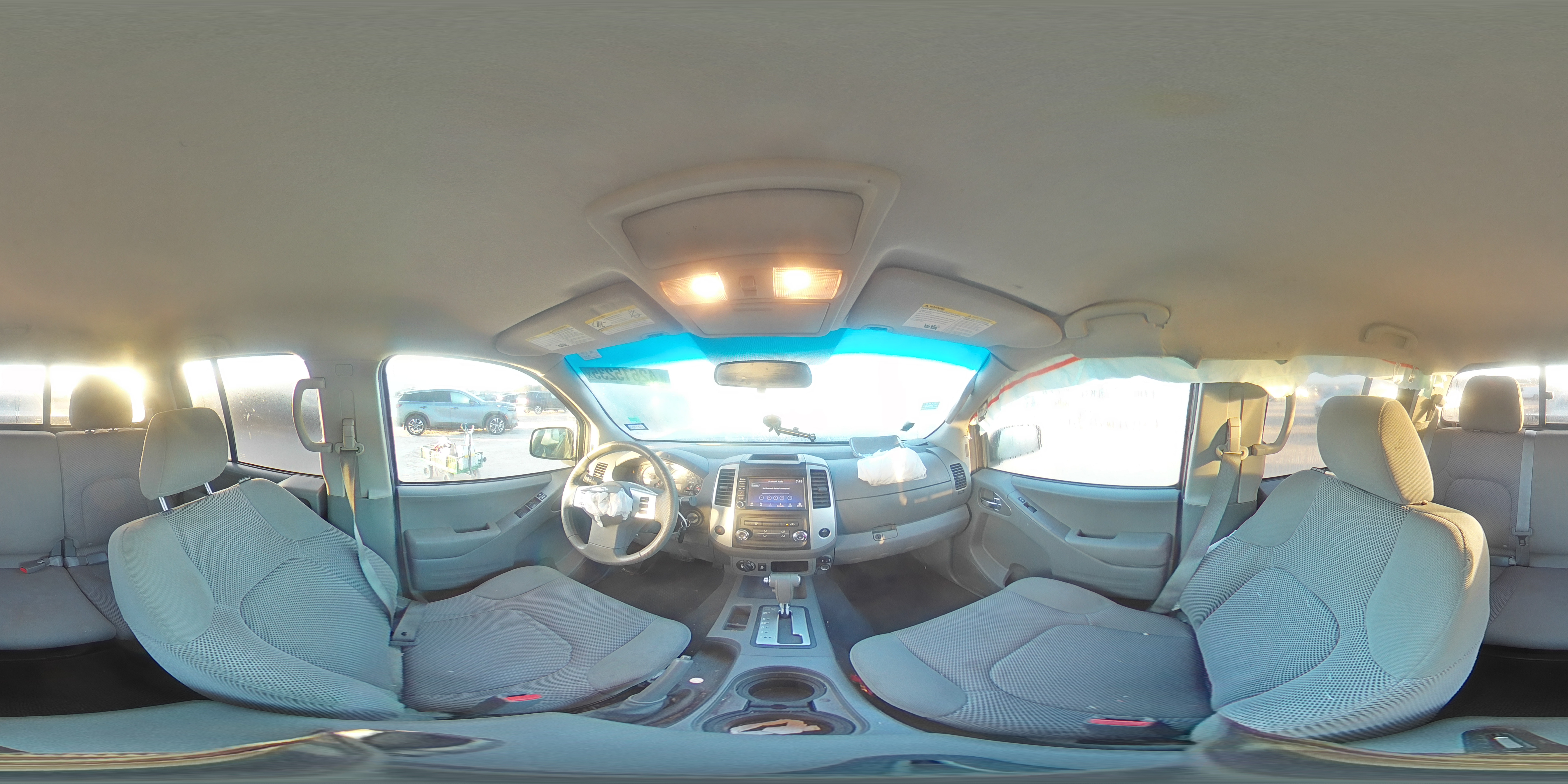 2019 Nissan Navara (Frontier) - Image 13