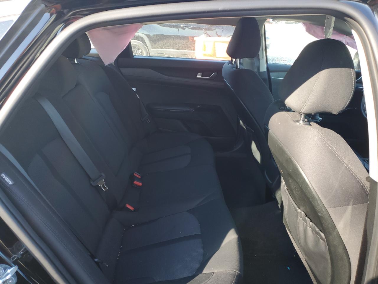 2023 Kia K5 - Image 11