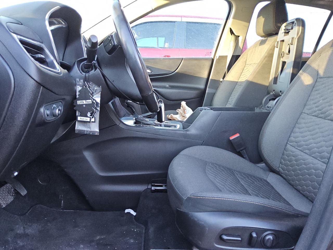 2020 Chevrolet Equinox - Image 5