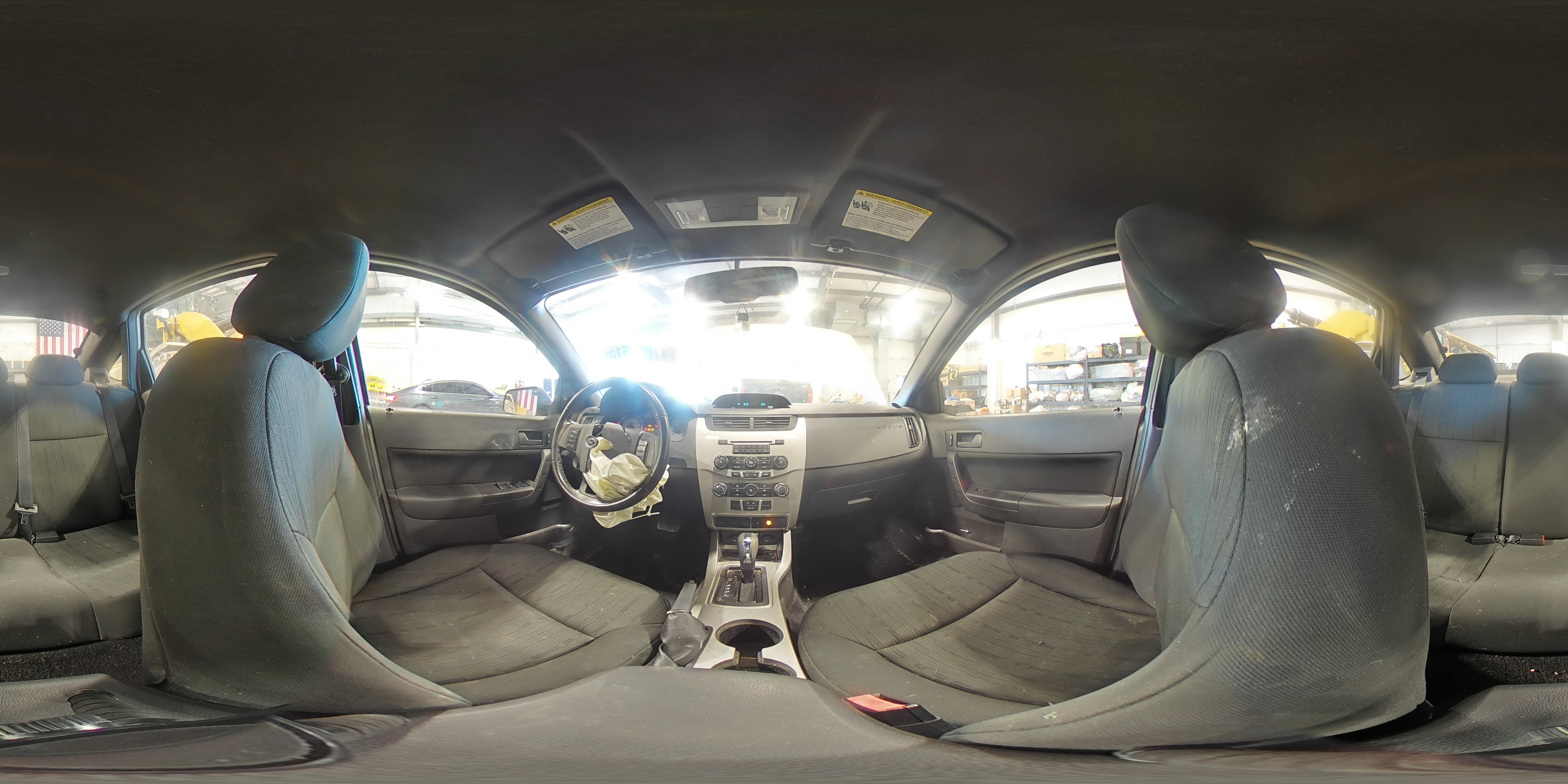 2010 Ford Focus - Image 13